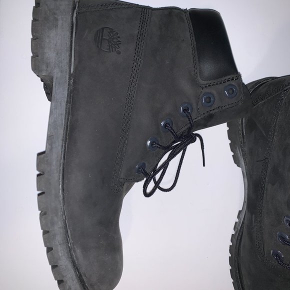 Black Timberland Boots - Picture 5 of 7